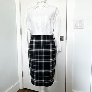 Burberry skirt
